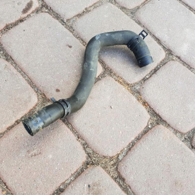 Przewód wąż chłodzenia Renault Captur 213082880R