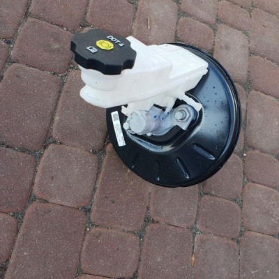 Serwo hamulcowe ABS Opel Astra K V 39177534