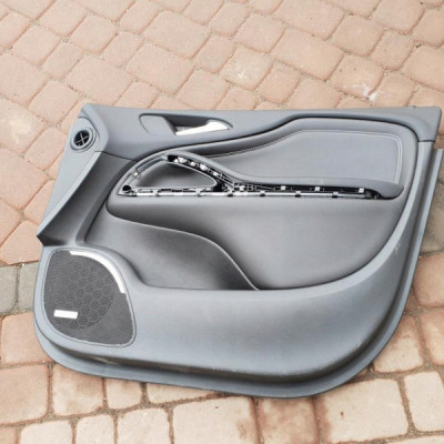 Boczek przód przedni skóra Opel Zafira C INFINITY