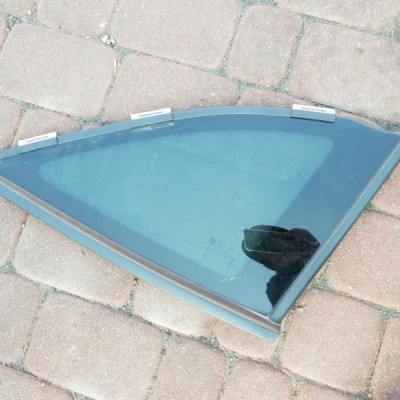 Szyba tył tylna prawa kombi 2016r Opel Astra K V 5