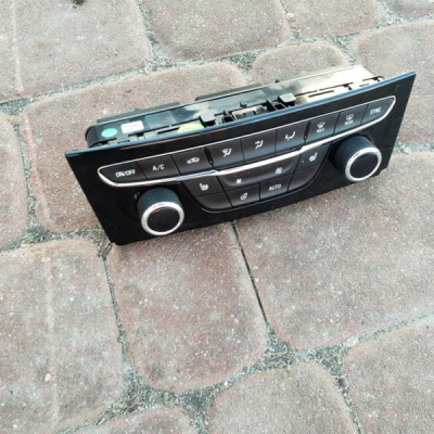 Panel klimatyzacji nawiew Astra K V 39018789