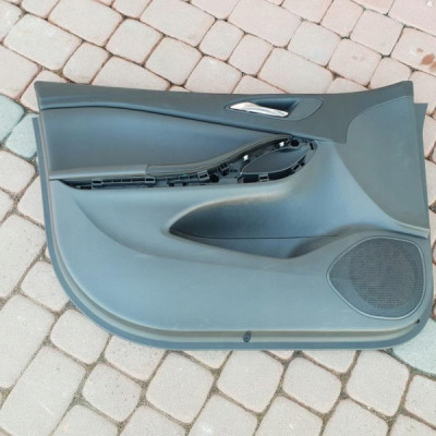 Boczek przód przedni skóra Astra K V AK 11