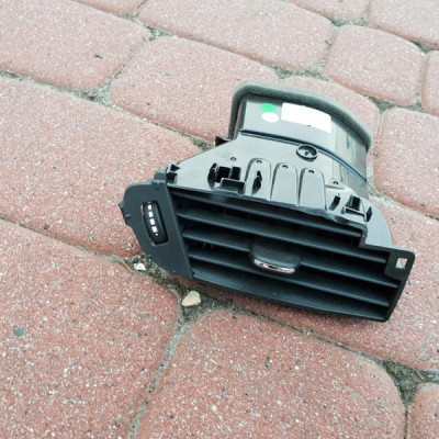 Kratka nawiewu nawiew Opel Astra K V 39079603