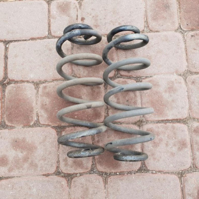 Sprężyna tył tylna ozn. AAVL Opel Astra K 5 V 2016