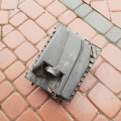 Obudowa filtra powietrza Opel Astra H III 55353465