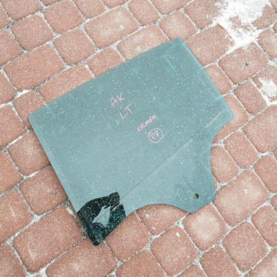 Szyba drzwi tył tylna lewa 2017r Opel Astra 5 K V