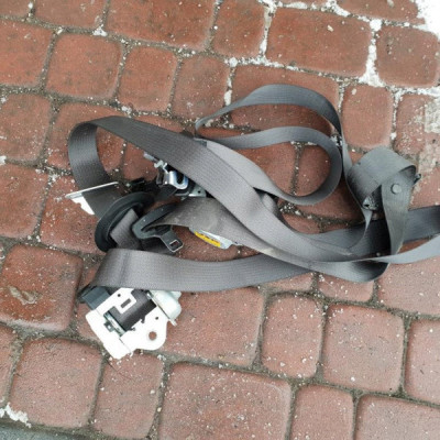 Pasy przód przednie wystrzelone Opel Astra K V