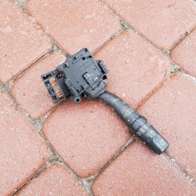 Przełącznik wycieraczek Toyota Avensis 8465205170