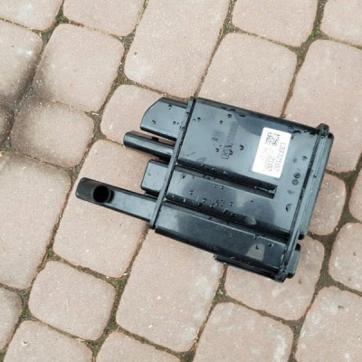 Filtr węglowy Opel Astra K V 13372192