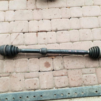 Półóś półośka Opel Insignia 13228196 AL 1.6 1.8