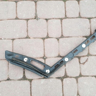 Ślizg zderzaka prawy tył Opel Insignia 13238846