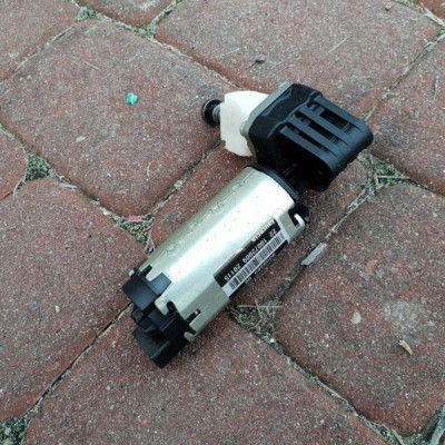 Silniczek fotela Opel Insignia 835838908