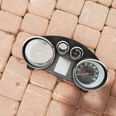 Licznik Angielski Diesel Opel Astra J IV 13460586