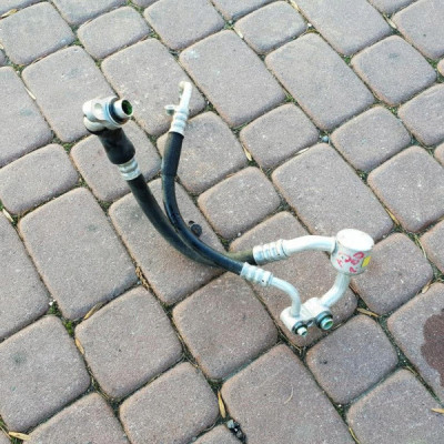 Rura przewód klimatyzacji 2.0 Opel Astra J IV