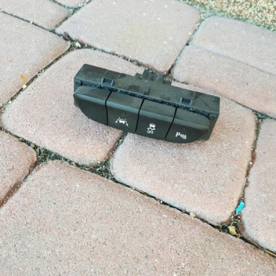 Przycisk włącznik przełącznik Astra K V 13432240