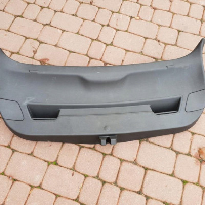 Obudowa osłona klapy HB Opel Astra J IV