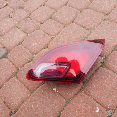 Lampa tył tylna HB w klape Astra J IV 13358082