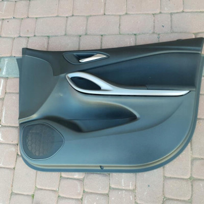 Boczek drzwi przód Europa welur Astra K V 4015