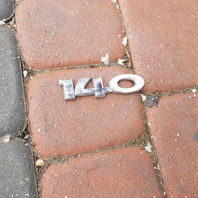 Napis emblemat logo 140 Vivaro Trafic