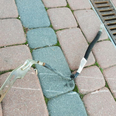 Klema minusowa Vivaro B Trafic III 240800232R