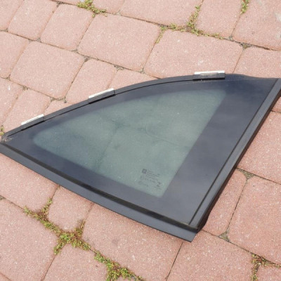 Szyba tył tylna prawa kombi 2015r Opel Astra K V 5