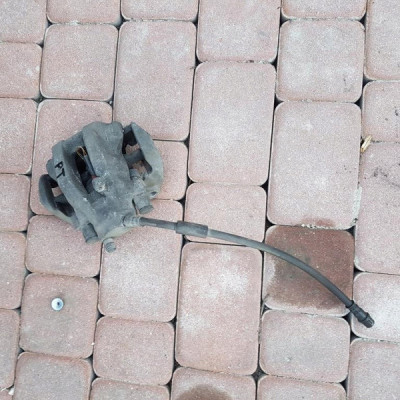 Zacisk tył tylny prawy 350 Mercedes W218 CLS