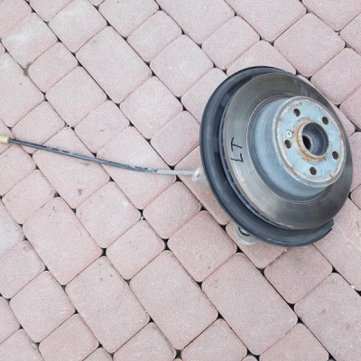 Zwrotnica tył tylna lewa sanki Mercedes W218 CLS