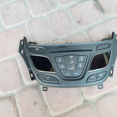 Panel klimatyzacji nawiewu Opel Insignia 26202381