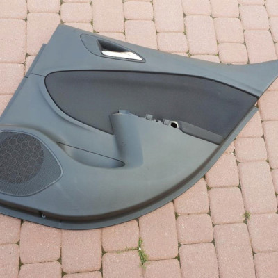 Boczek tył tylny welur hatchback Opel Astra 5 K V