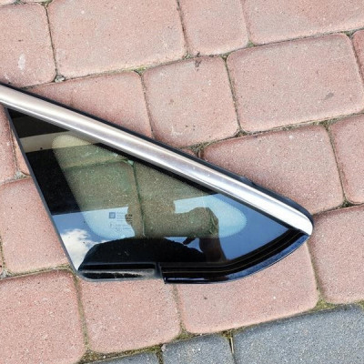 Szyba szybka karoseryjna Opel Astra J IV GTC 2015r