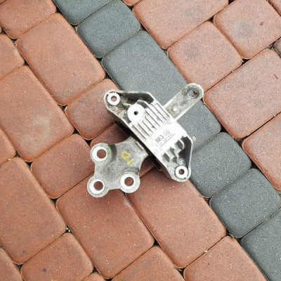 Łapa poduszka silnika Opel Astra J IV 4 13287953