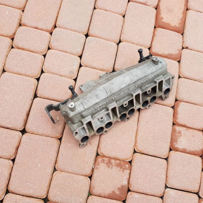 Kolektor ssący Audi 2.0 TDI 03g129715