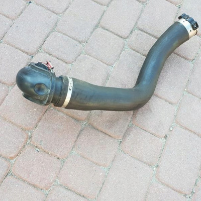 Rura wąz przewód intercool Opel Insignia 23163578