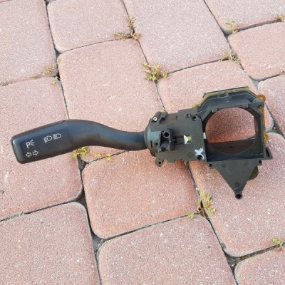 MANETKA KIERUNKOWSKAZÓW AUDI A4 A6 A8 4E0953513A