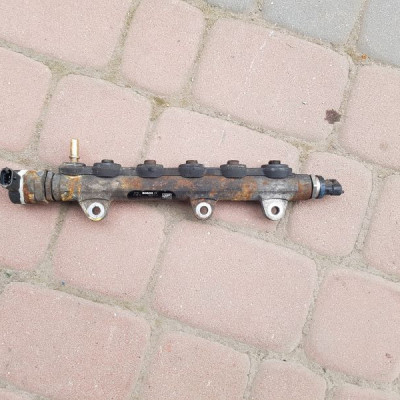 Listwa wtryskowa Bosch VIVARO TRAFIC 8200661279