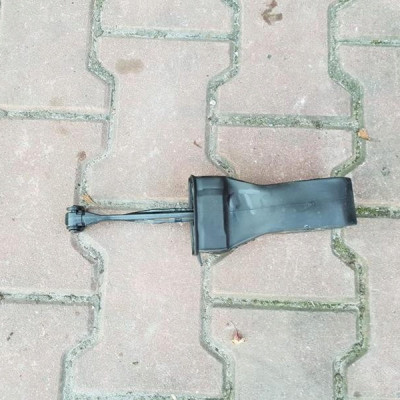 Ogranicznik drzwi prawy tył Passat B8 3G0839267