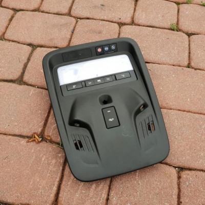 Lampka podsufitki ON-STAR Opel Astra K V 13415547