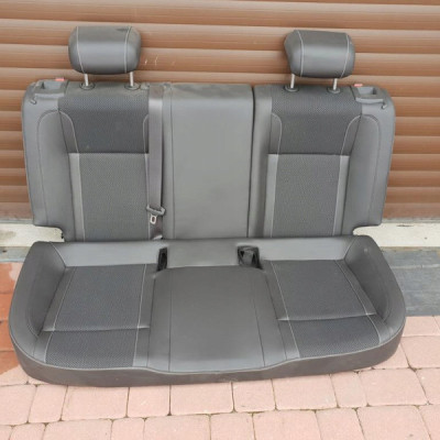 Kanapa tył tylna oparcie Opel Astra J IV 4 GTC OPC