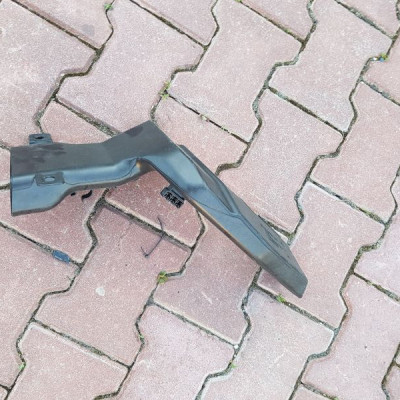 Rura powietrza nawiewu Opel Zafira C 13301673