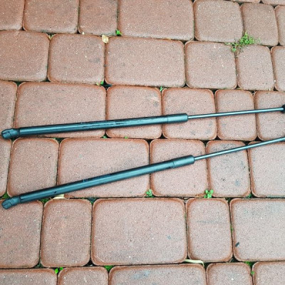 Siłownik teleskop tył Opel Astra J I V 13258179