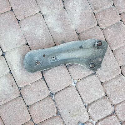 Podstawa mocowanie zawieszenia 4x4 Opel Insignia