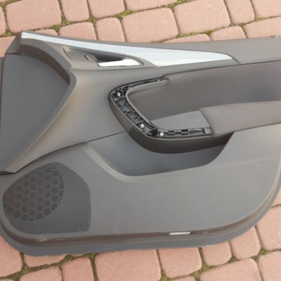 Boczek tapicerka lift 15r IGŁA Opel Insignia