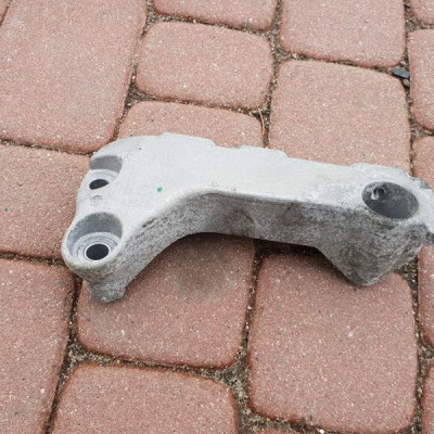 Łapa wspornik OPC 2.0T Opel Astra J IV 13248508