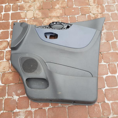 Boczek tapicerka przód prawy VIVARO B TRAFIC III