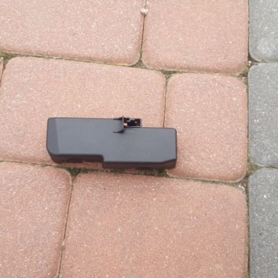 OBUDOWA BEZPIECZNIKÓW OPEL 544949969