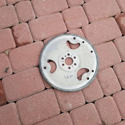 Koło tarcza automat Opel 1.4 Turbo 55573926