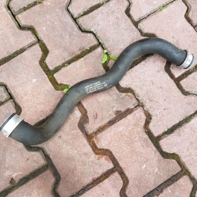 PRZEWÓD RURA WODY MERCEDES W204 W212 A2045013182