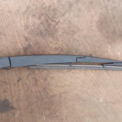 Wycieraczka klapy tył tylnej HB Hatchback Astra J