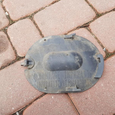 Zaśpeka nadkole VIVARO TRAFIC 8200634671