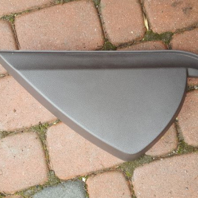 Boczek konsoli obudowa Opel Insignia 13275265